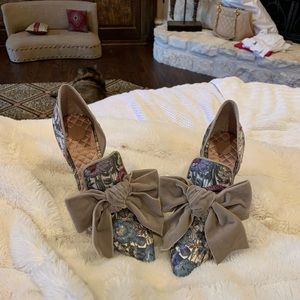 New Tory Burch Clara Floral d’Orsay Bow Pump